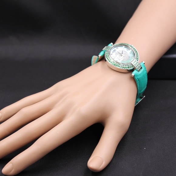 Tsavorite Diamond 3.21 Tcw. Unisex Luxury Watch main image 5